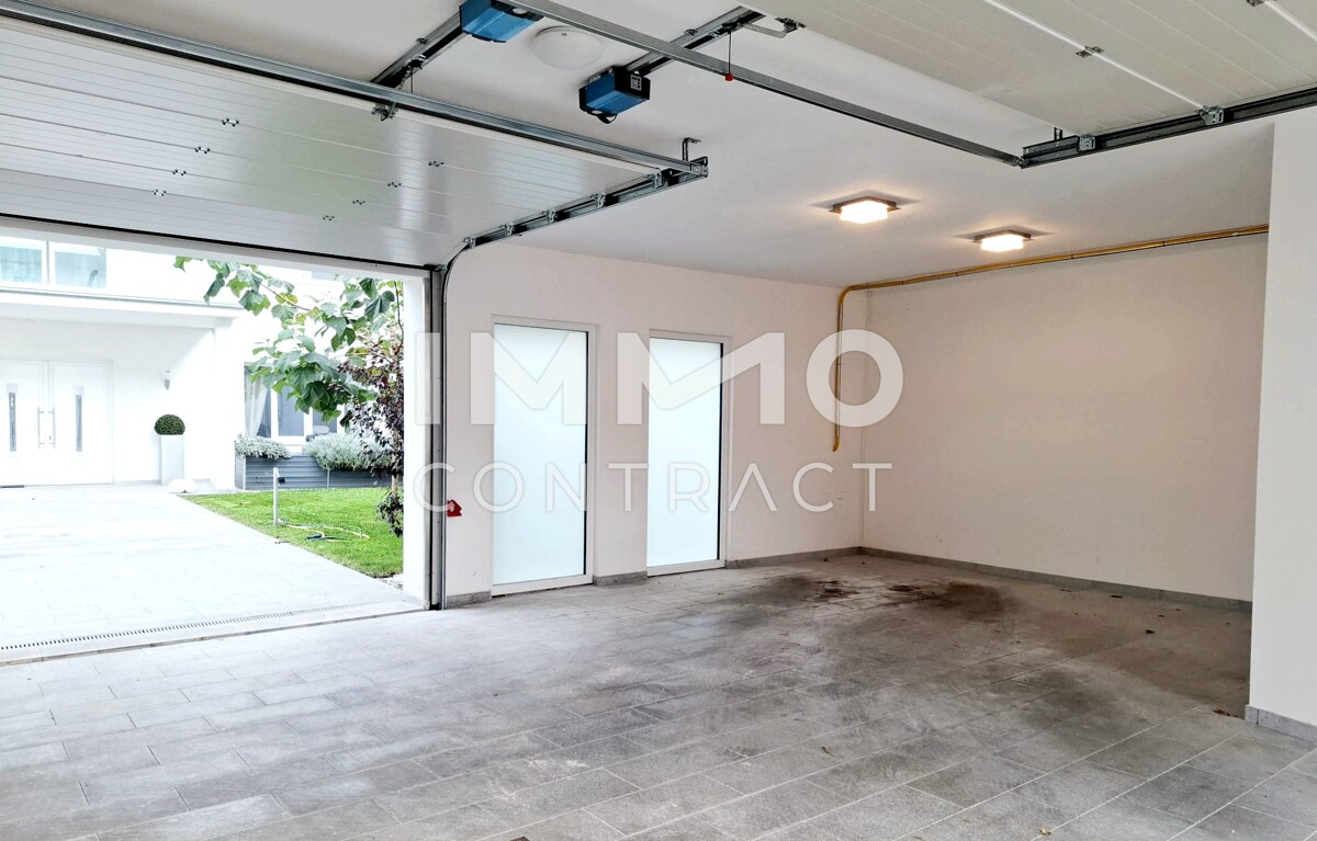 Zeitlose Architektur trifft Großzügigkeit - Designvilla mit Indoor-Pool und Einliegeroption / / 2511 Pfaffstätten / Bild 5