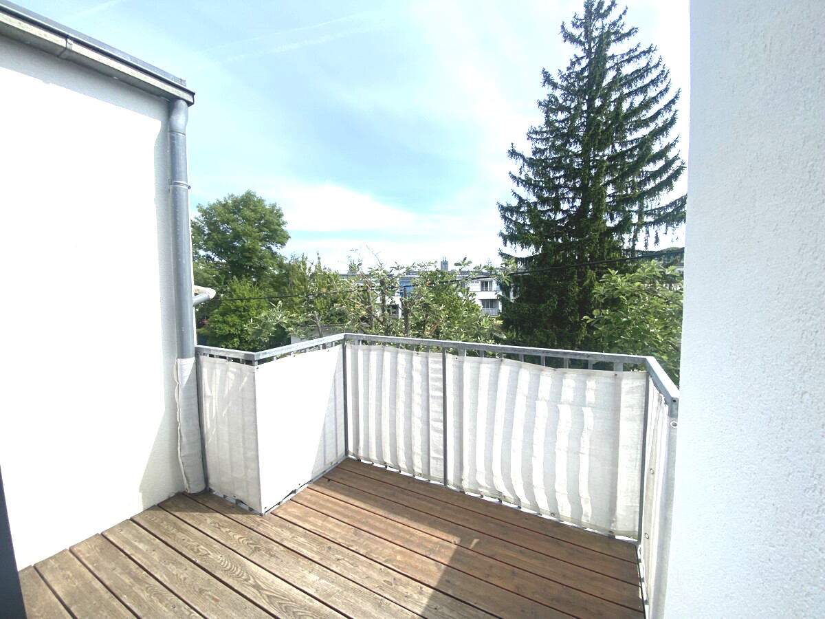 ROSENHGEL - 2 Zimmer + BALKON in Ruhelage  I 1 Bedroom  Apartment + Balcony  NEUER PREIS /  / 1130 Wien, Hietzing / Bild 1