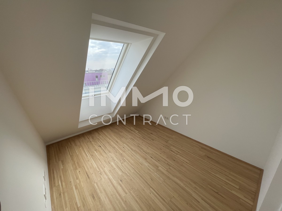 Zwei Dachterrassen, Kühlung & 2 Monate mietfrei: attraktive 3-Zimmer-DG-Wohnung / / 1220 Wien / Bild 9