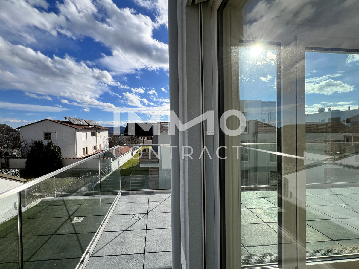 KREMSER WOHNDOMIZIL
4Zi- 104qm- Penthouse-Eigentum, 65qm Terrasse, Lift, Tiefgarage, in beliebter Grnruhelage /  / 3500 Krems / Bild 2