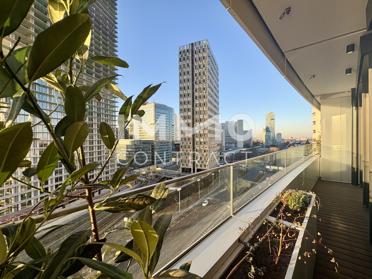 TOP mblierter Erstbezug mit Donau- und Cityblick, Gym, Spa, Pool, Lounges, uvm im Turm (NEW) /  / 1220 Wien / Bild 0