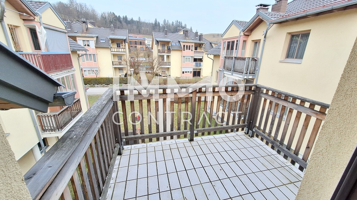 Sehr gepflegte und mblierte Eigentumswohnung im Dachgeschoss mit Balkon - Stadtrand von Waidhofen /  / 3340 Waidhofen an der Ybbs / Bild 2