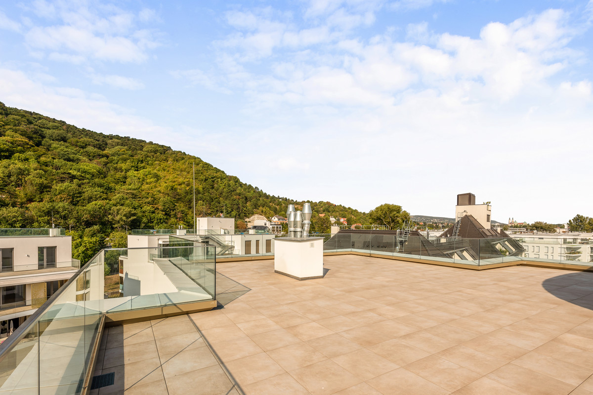 Einmalig! Penthouse mit 480m2 Terrasse - 1. Reihe am Wasser. Elevate your Lifestyle /  / 1190 Wien, Dbling / Wien 19., Dbl / Bild 2