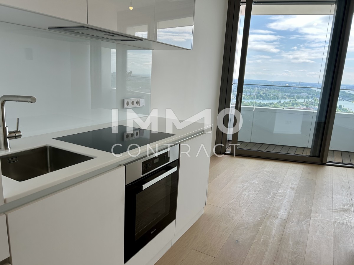 Leben im 40. Stock! Erstbezug Studio Apartment inkl. Doorman, Gym, Sauna, Pool, Bar, Eventlounge /  / 1220 Wien / Bild 2