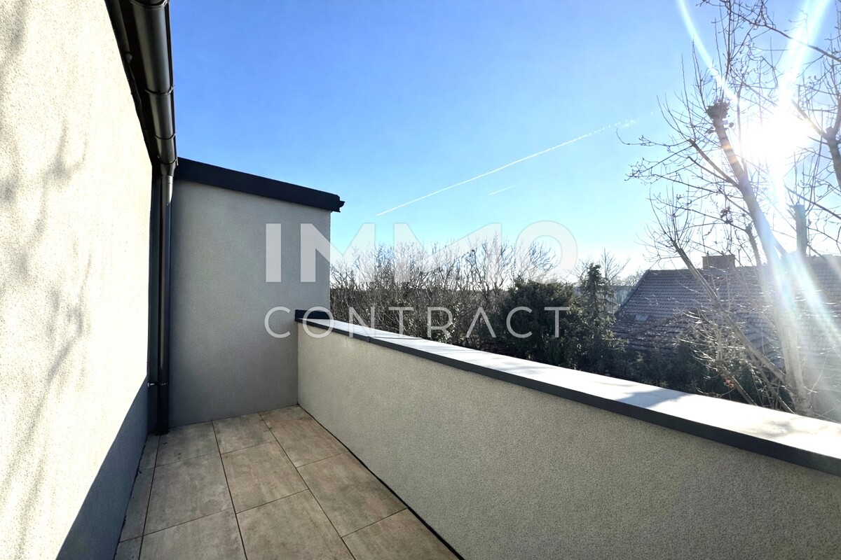 Exklusive 2-Zimmer-DG-Wohnung mit Weitblick und au�ergew�hnlichem Lichteinfall /  / 1220&nbsp;Wien / Bild 2