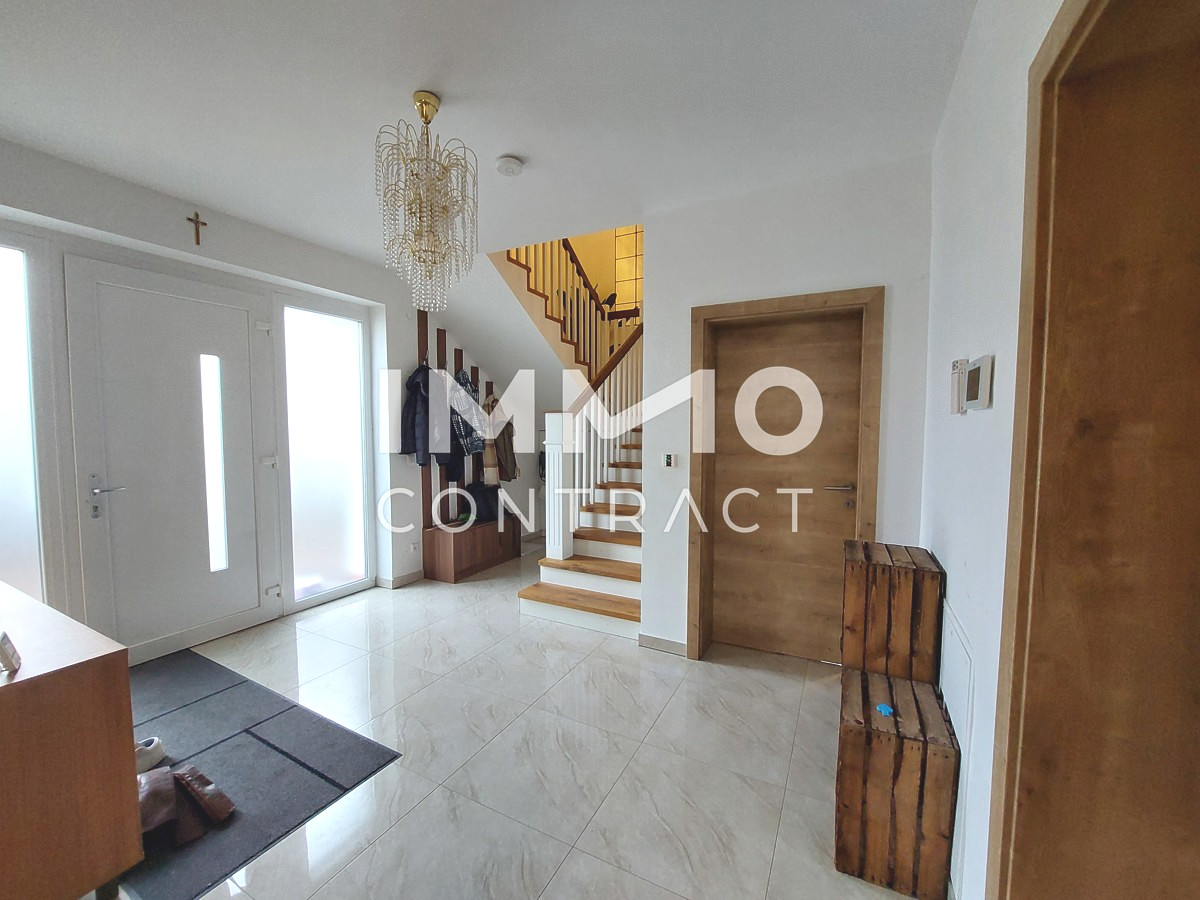 Moderne Villa mit Pool, Doppelgarage, PV-Anlage, Wrmepumpe, Smart-Home /  / 2125 Neubau / Bild 4