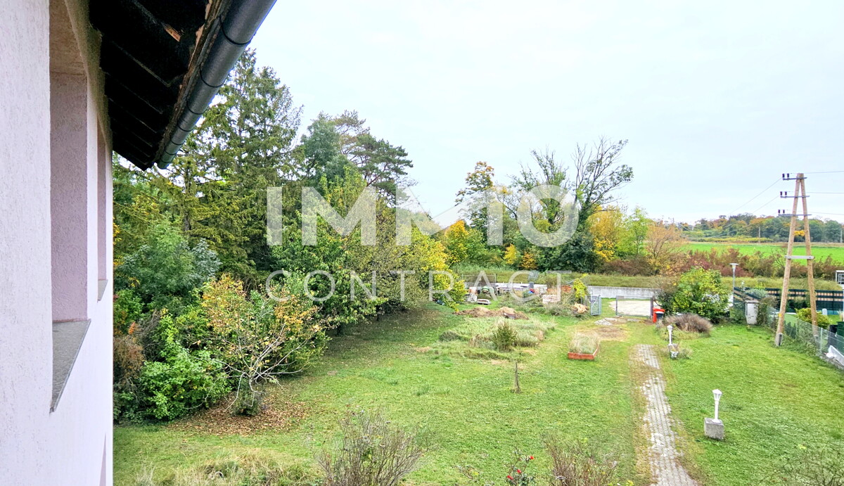 Zweifamilienhaus mit groem Grundstck und Entwicklungspotenzial in Ruhelage /  / 2326 Maria Lanzendorf / Bild 2