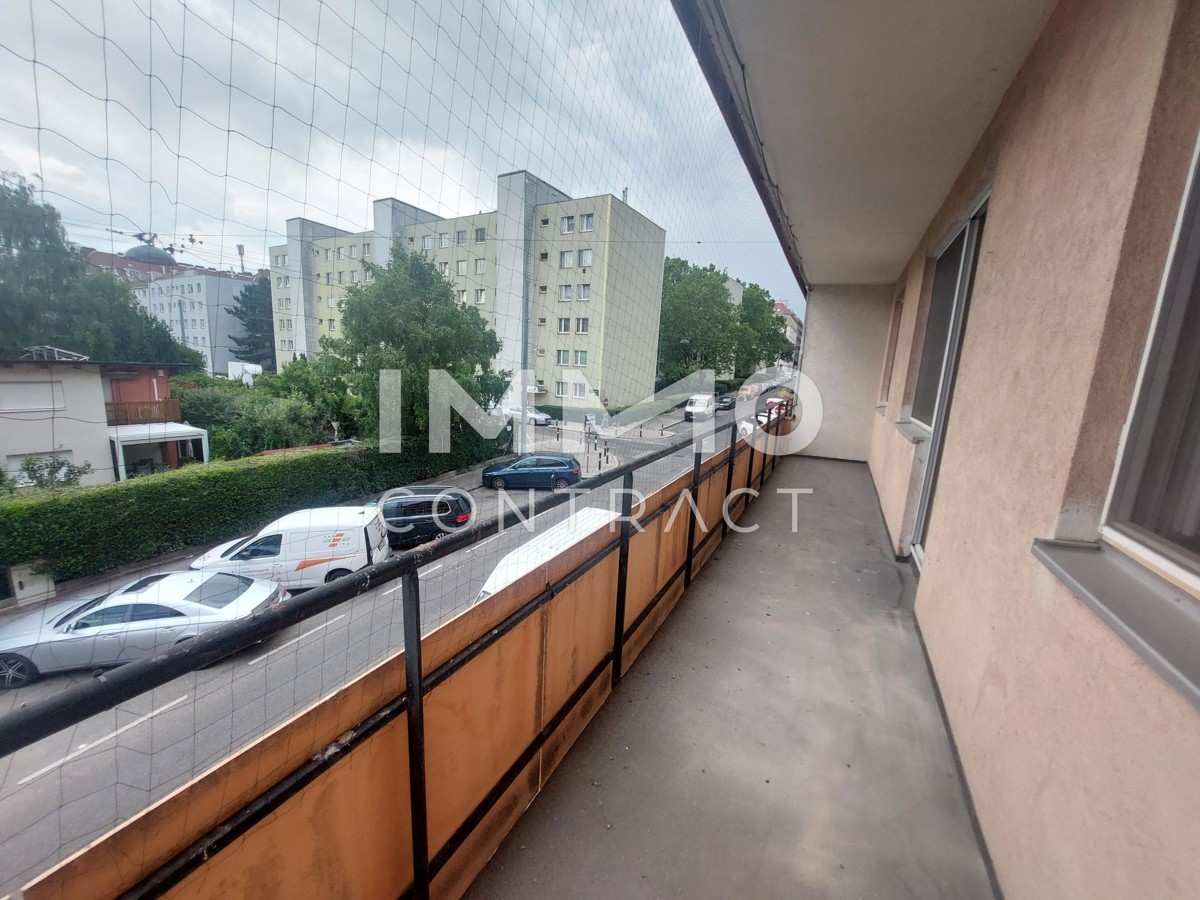 Erstbezug nach schner Renovierung. Sehr aparte 2-Zimmer- Wohnung mit 12m Loggia /  / 1100 Wien / Bild 3