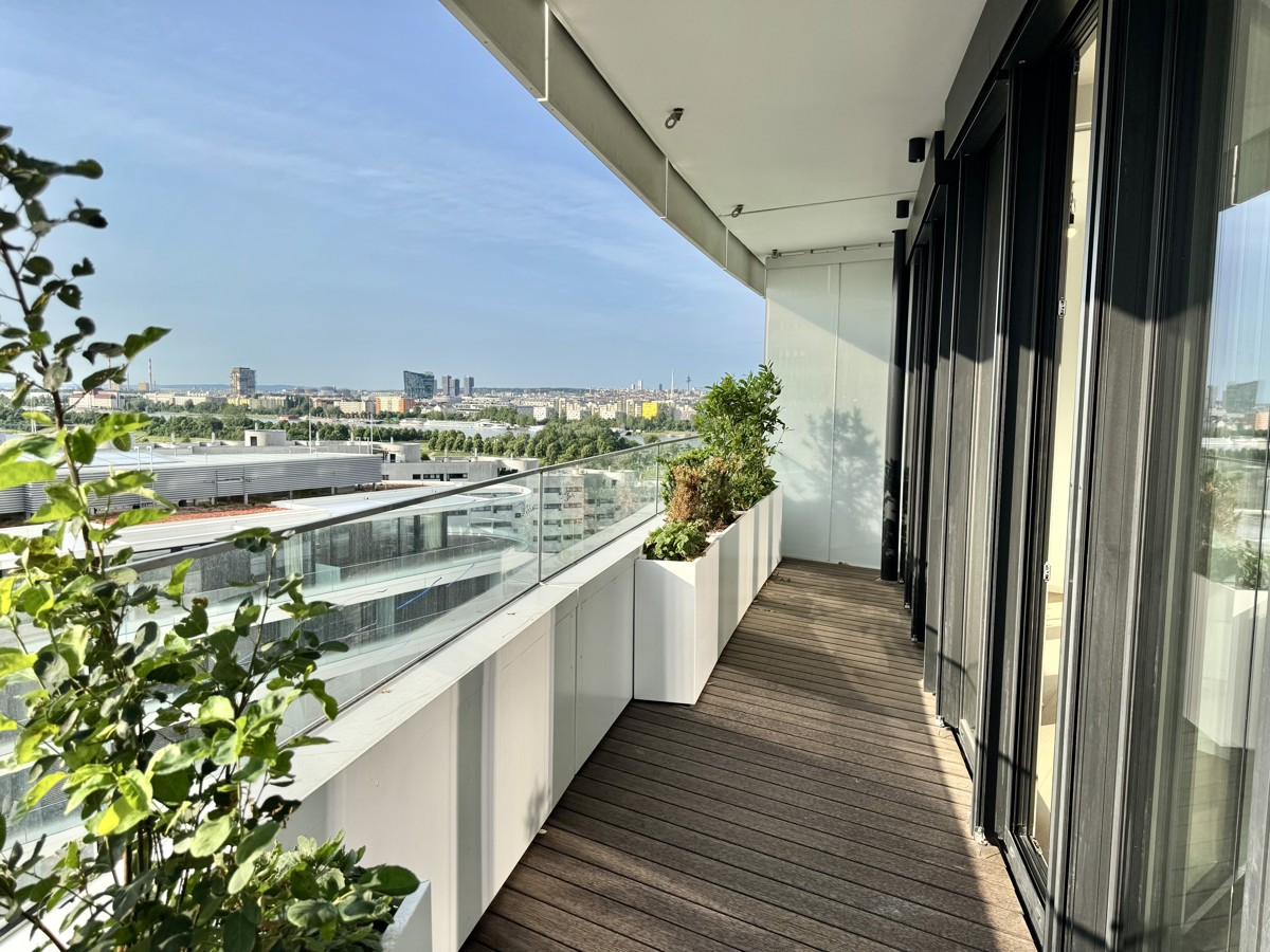 DANUBEFLATS. Schnppchen Hit - Einmalig - Groe 2 Zimmer Wohnung. Wie im Urlaub - Elevate your Lifestyle /  / 1220 Wien / Bild 1