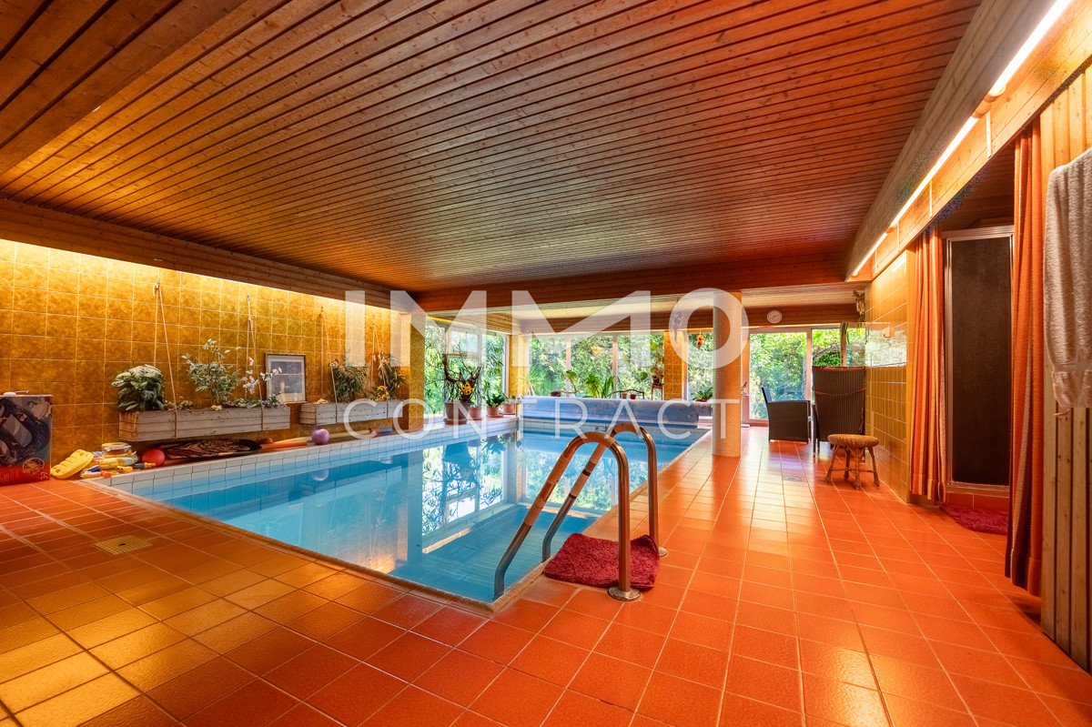 Tolles Familiendomizil mit viel Platz in grner Lage mit Swimming-Pool, Sauna, Garten. /  / 1160 Wien / Bild 3