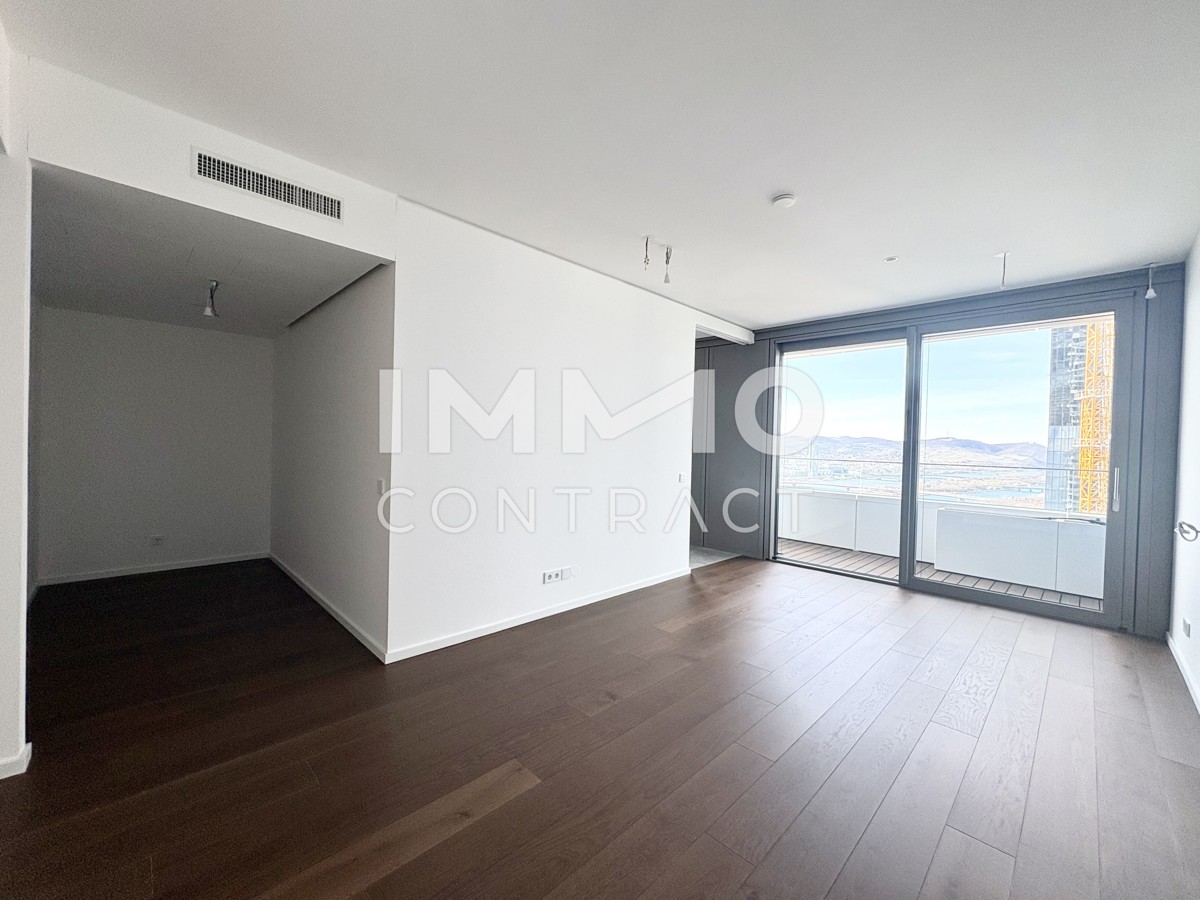 Traum-Apartment mit Rundumblick und 86 qm Balkon . Gym, Sauna, Pool, Bar, Restaurant & Lounges /  / 1220 Wien / Bild 0