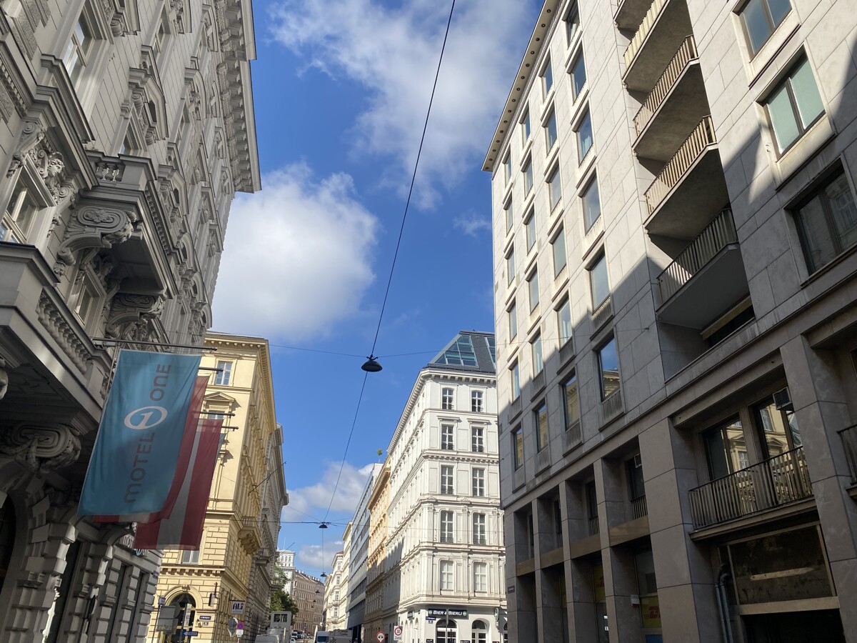 OPERNRINGHOF 3 Zimmer Wohnung/Bro  I 2 Bedroom Apartment opposite Opera /  / 1010 Wien, Innere Stadt / Bild 6