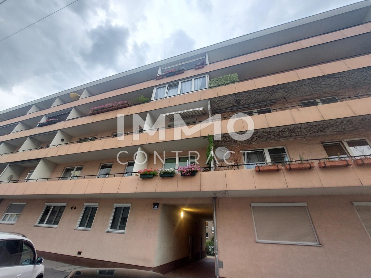 Erstbezug nach schner Renovierung. Sehr aparte 2-Zimmer- Wohnung mit 12m Loggia /  / 1100 Wien / Bild 0