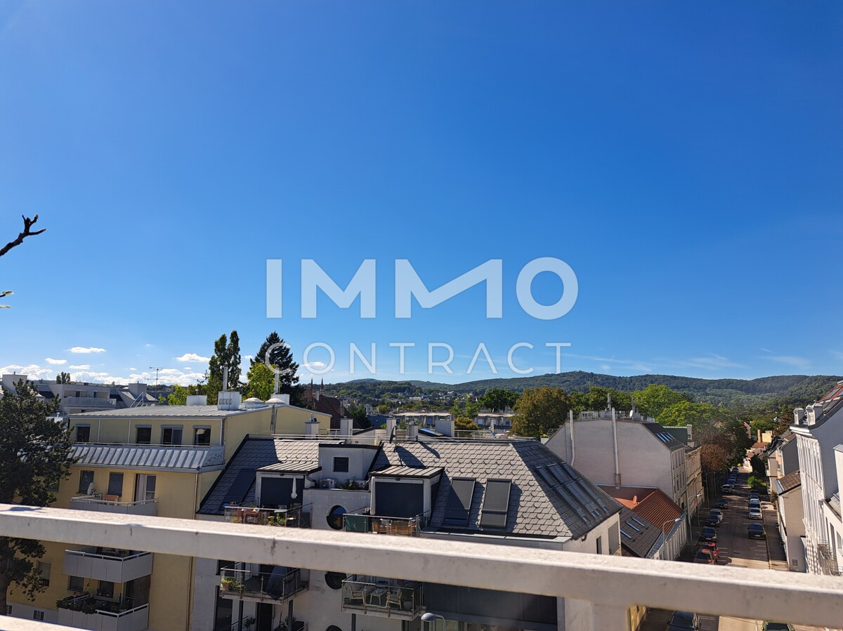AUERGEWHNLICHE DACHGESCHOSSWOHNUNG mit XL- Terrasse und XL Garagenplatz- Topzustand- Top Preis in 1130 Wien ! /  / 1130 Wien / Bild 3