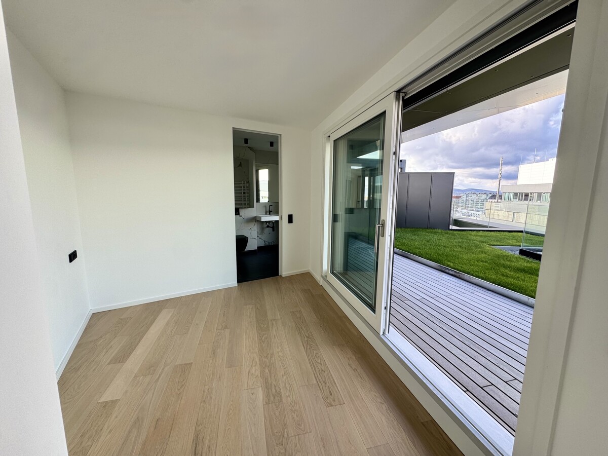 Die wohl geilste Wohnung der Stadt: 8. Stock mit Garten und Terrasse - Provisionsfrei direkt am Hauptbahnhof /  / 1100 Wien / Bild 9