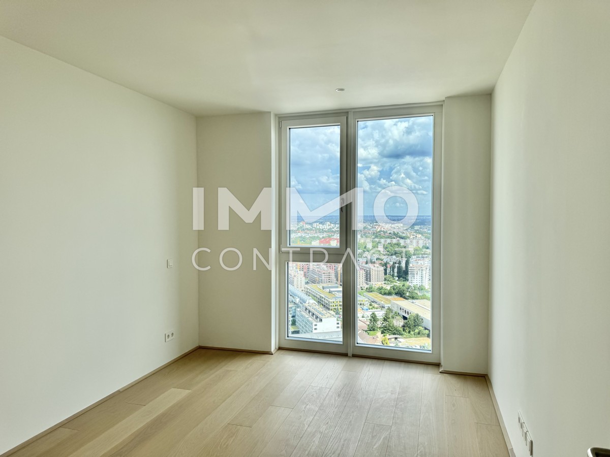 Exklusives Wohnen mit Weitblick! Pool am Dach, Fitness und Sauna inklusive! 3 Zimmer Erstbezug! /  / 1220 Wien / Bild 8