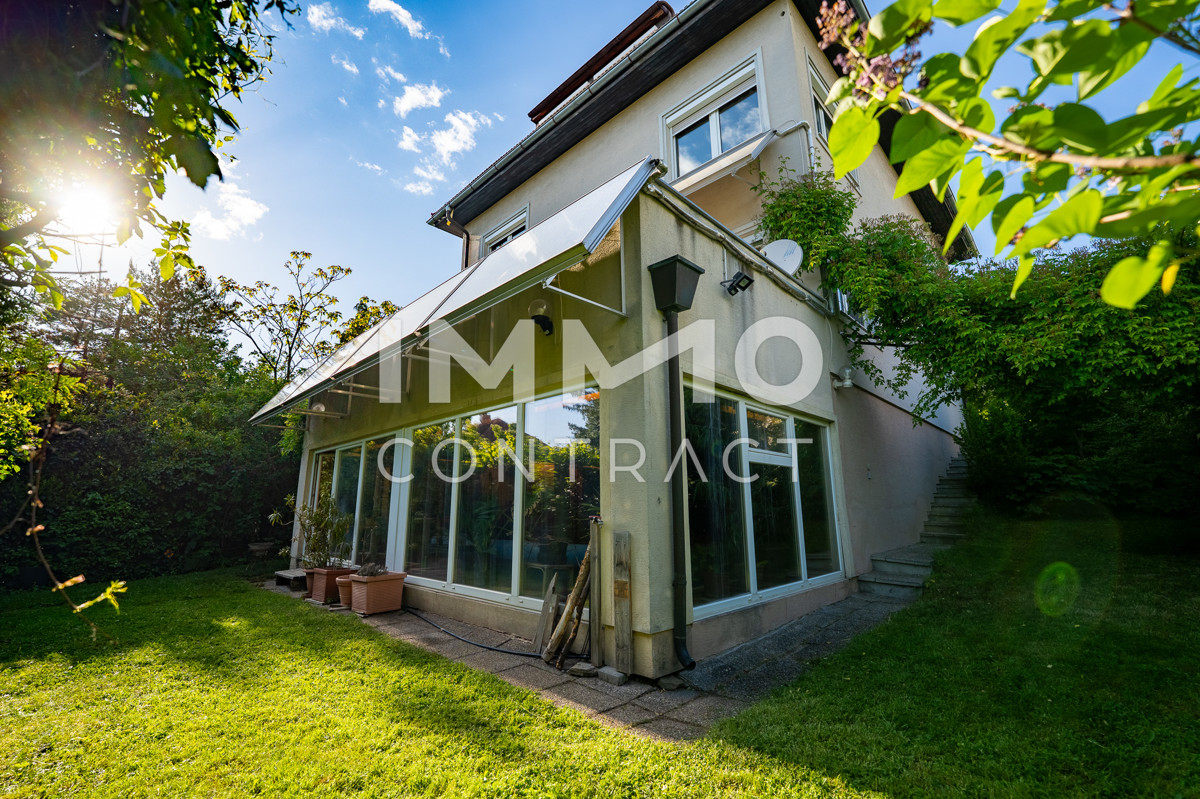 Tolles Familiendomizil mit viel Platz in grner Lage mit Swimming-Pool, Sauna, Garten. /  / 1160 Wien / Bild 8