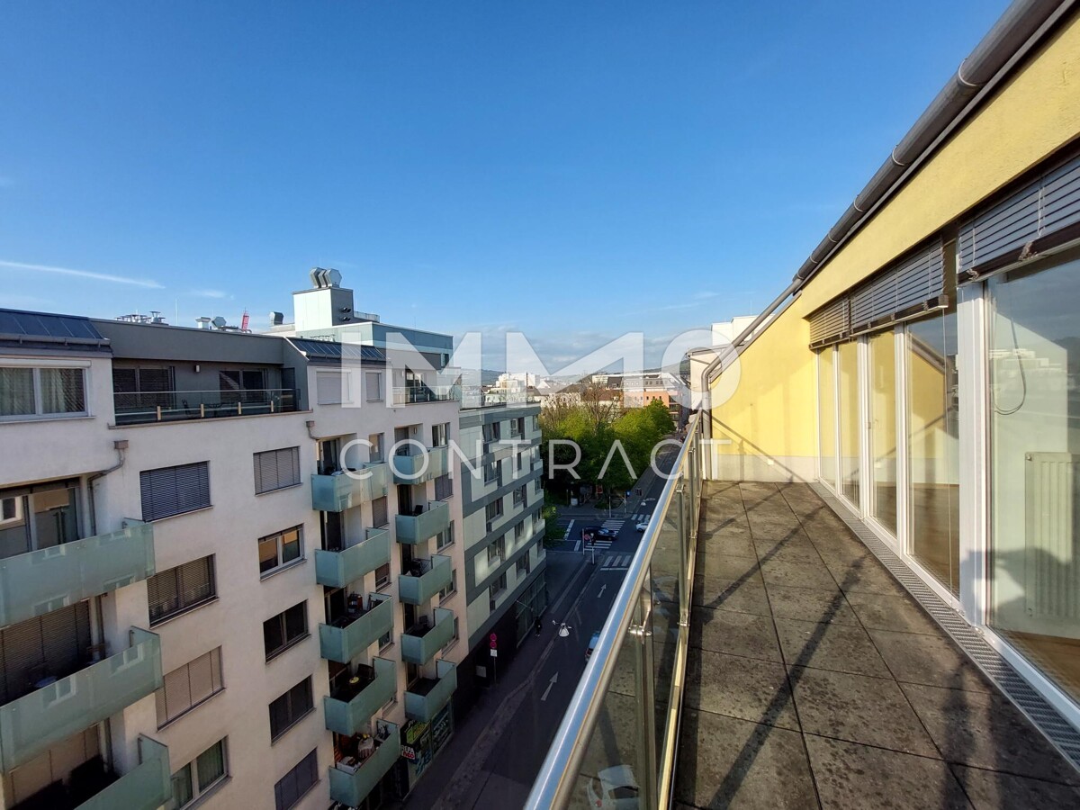 **AB SOFORT**  Exklusive 3-Zimmer Dachgeschoss-Wohnung mit 2 Terrassen  - Bismarckstrae 16 - Top 20 /  / 4020 Linz / Bild 3