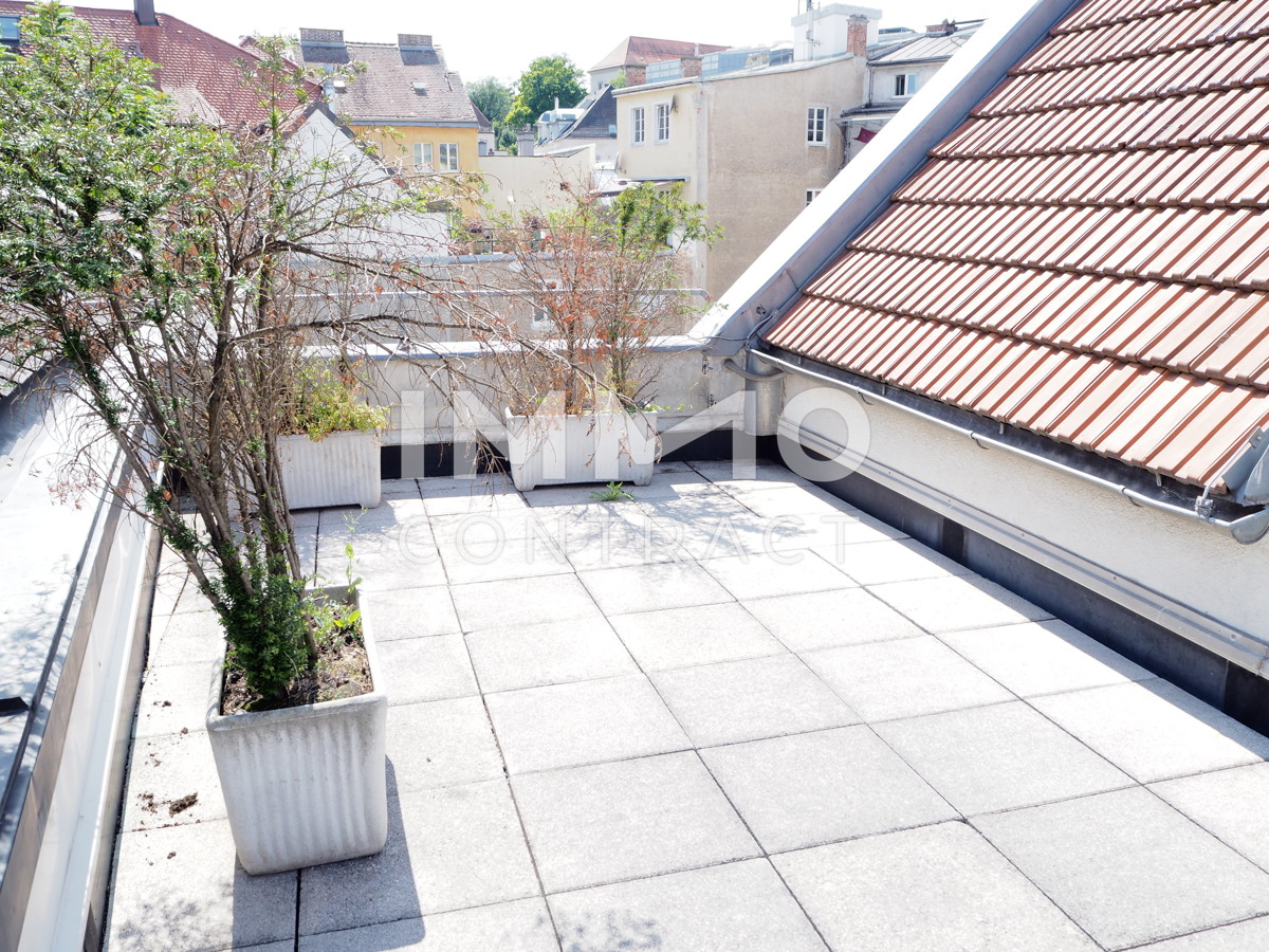 Grozgige 2-Zimmer Galeriewohnung  mit Dachterrasse am Hauptplatz 15-16, Top 27