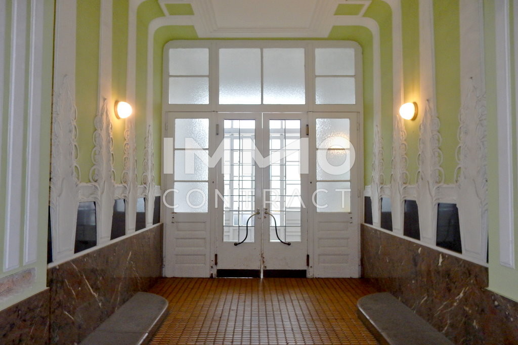 5 Zimmer-Wohnung-mit 2 Balkonen!
Unbefristet-Ablsefrei-vis--vis oberen Belvedere! /  / 1040 Wien / Bild 2