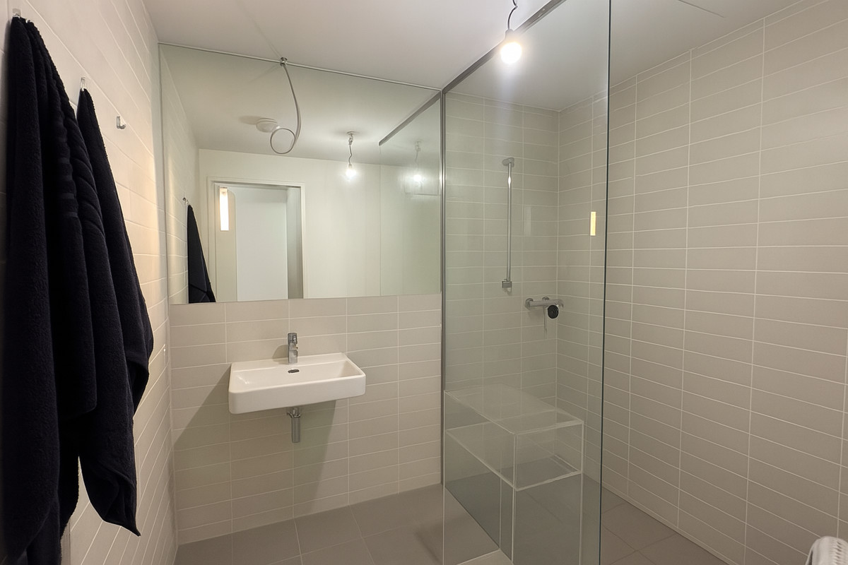 Design trifft Ausblick - 2 Zimmer Wohnung mit Pool am DACH - U1 vor der Tre /  / 1220 Wien / Bild 4