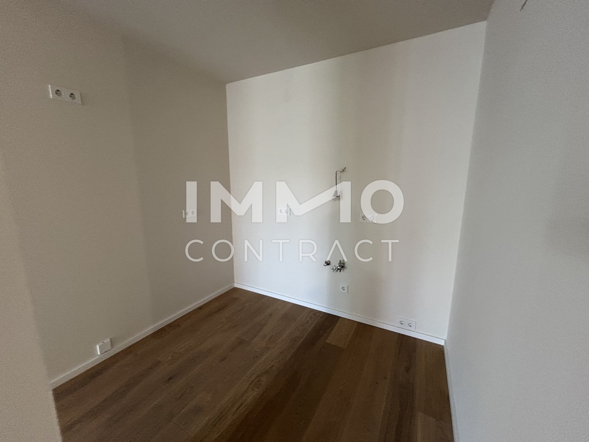 GROSSZGIGE 2-ZIMMER-WOHNUNG MIT
BALKON /  / 1040 Wien / Bild 1