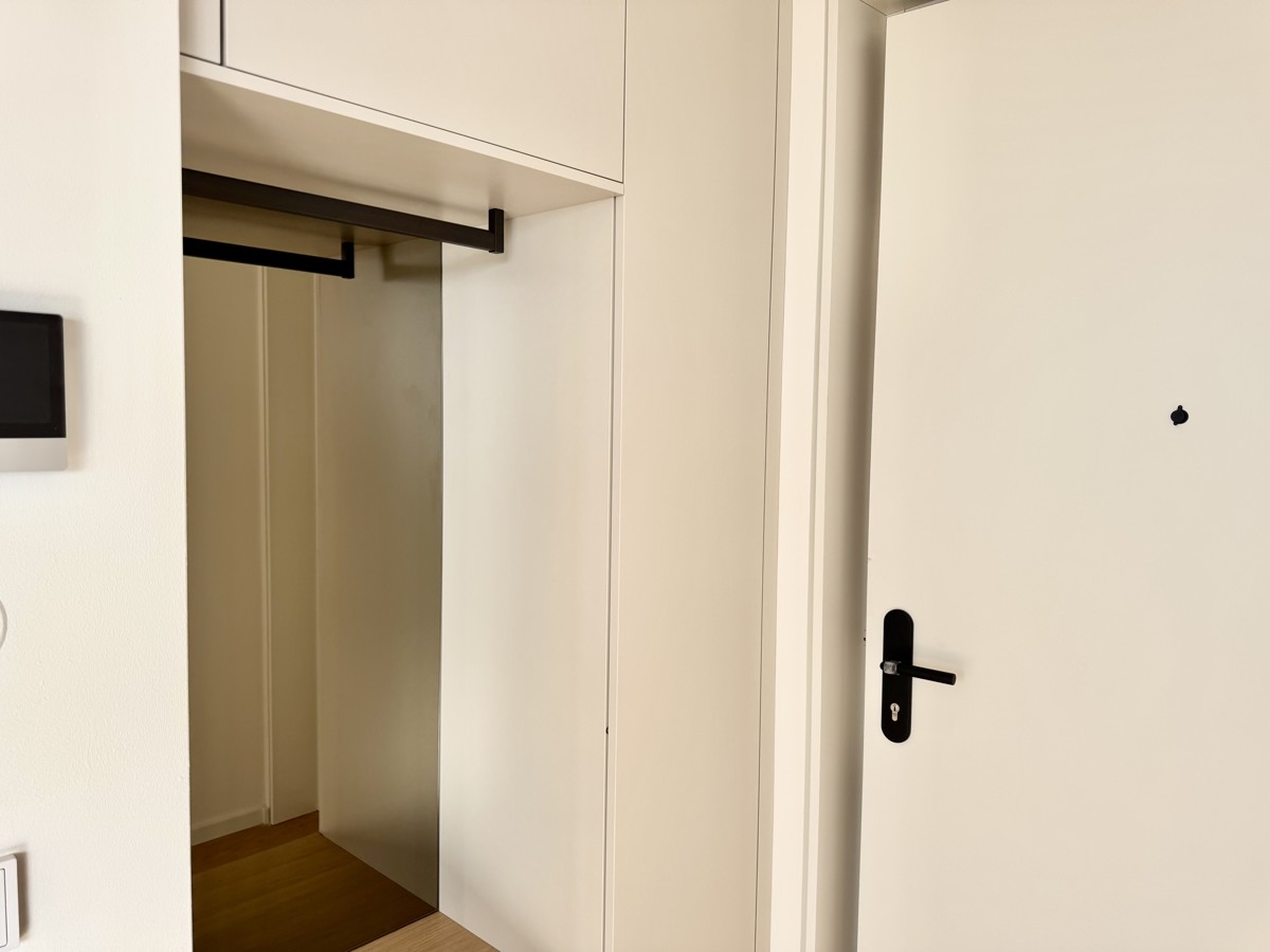 DANUBEFLATS - 45m2 Balkon inkl. Mblierung, Pool und Wellness Bereich - U1 vor der Tre! LUXUS LEBEN AM WASSER /  / 1220 Wien / Bild 5