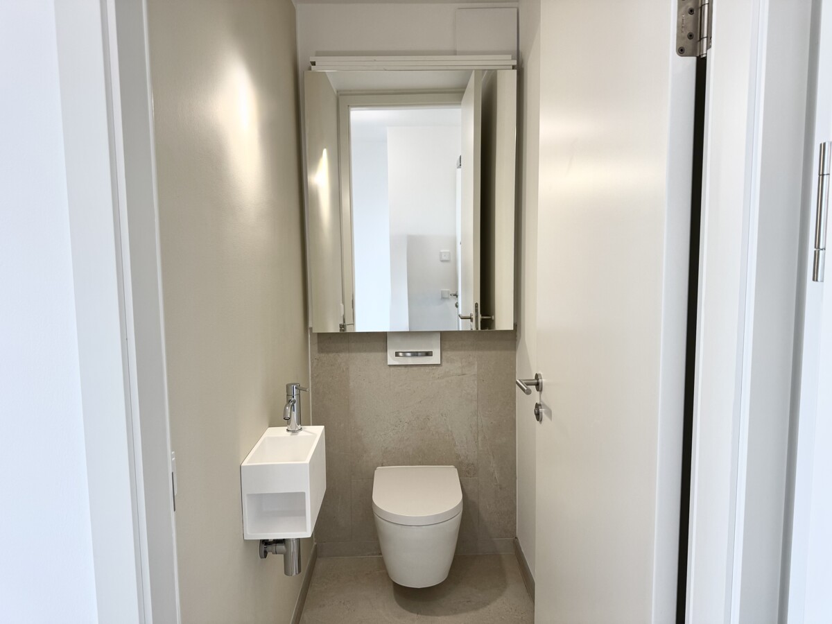 Provisionsfrei: 9. Stock. Hauptbahnhof - 2 Zimmer mit viel Licht - Von der Sonne geküsst / / 1100 Wien / Bild 2