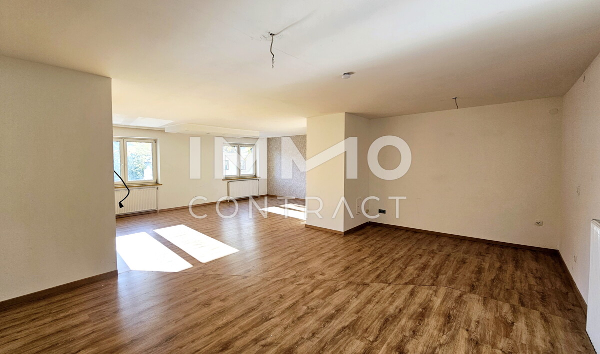 Geräumige, moderne 4-Zimmer-Wohnung mit zwei Bädern und großer Küche im Zentrum von Laxenburg / / 2361 Laxenburg / Bild 3