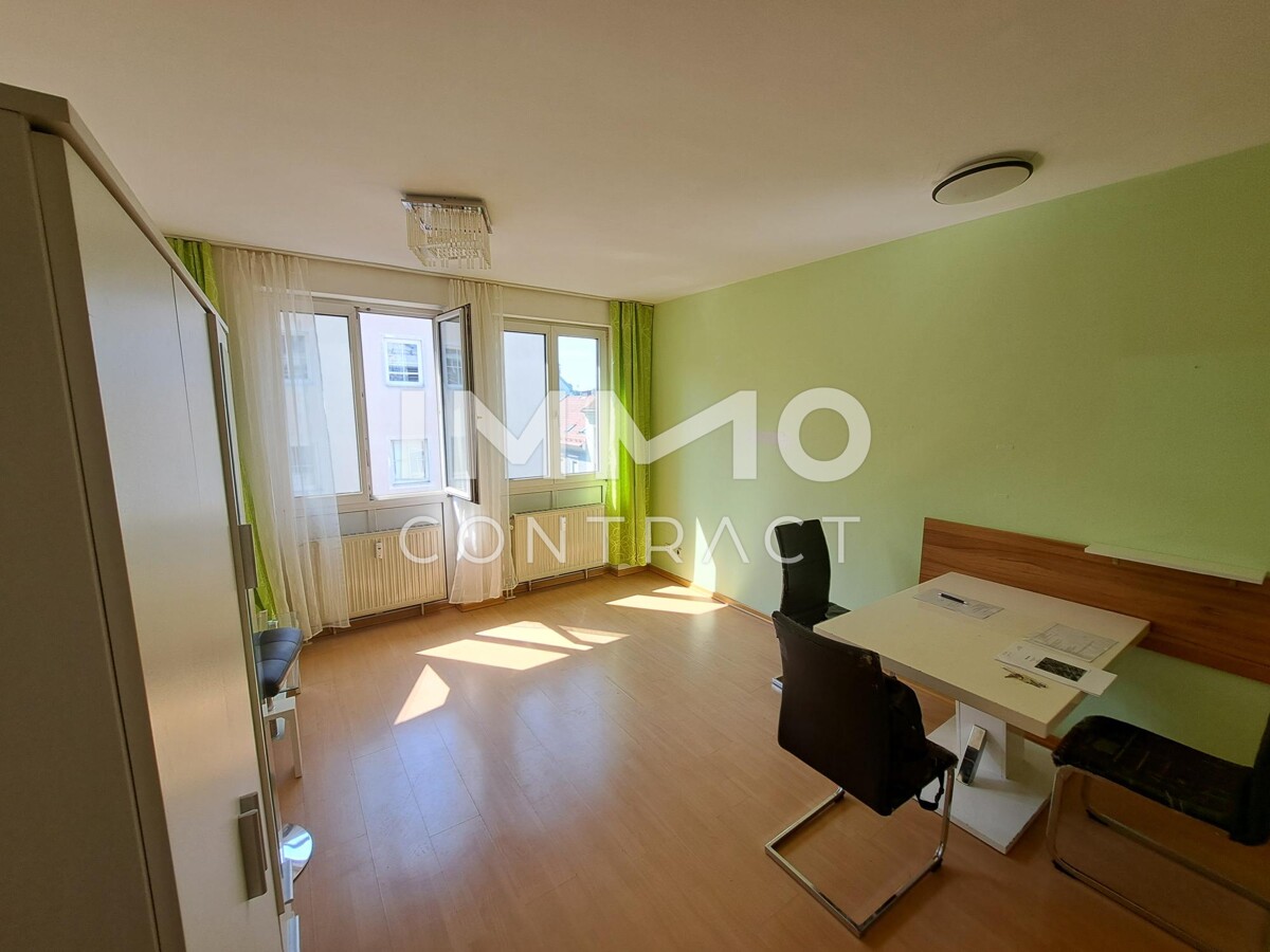 ++ ZENTRAL GELEGENE WOHNUNG IN URFAHR - PERFEKT FR SINGLES ODER PAARE - MIT EINER WOHNFLCHE VON CA. 37,37 m ++ /  / 4040 Linz / Urfahr / Bild 8