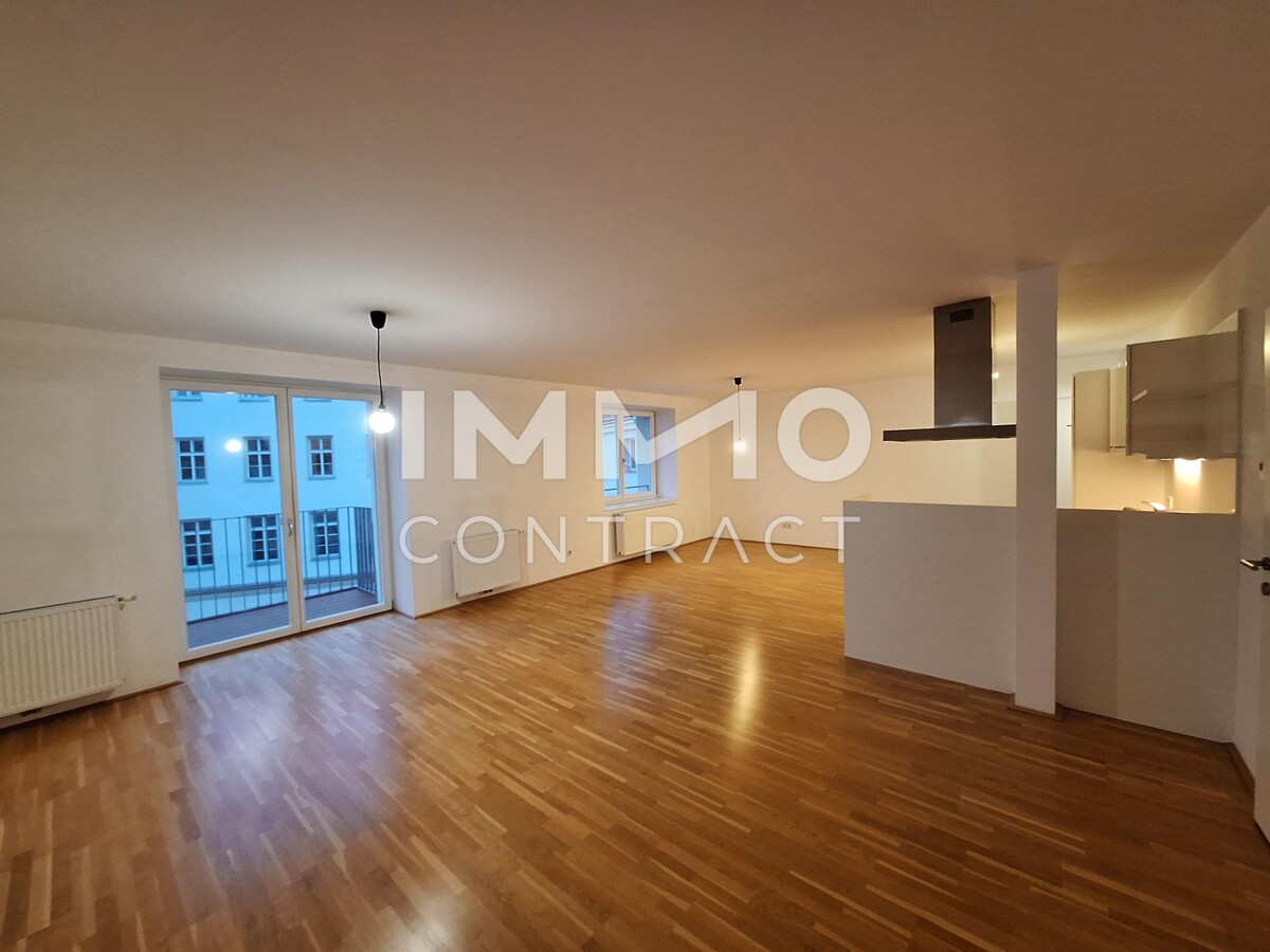 Elegante 3 Zimmer Maisonette mit Balkon in der Zollamtstraße 7 zu vermieten (inkl. Fernwärme-Akonto) / / 4020 Linz / Bild 4