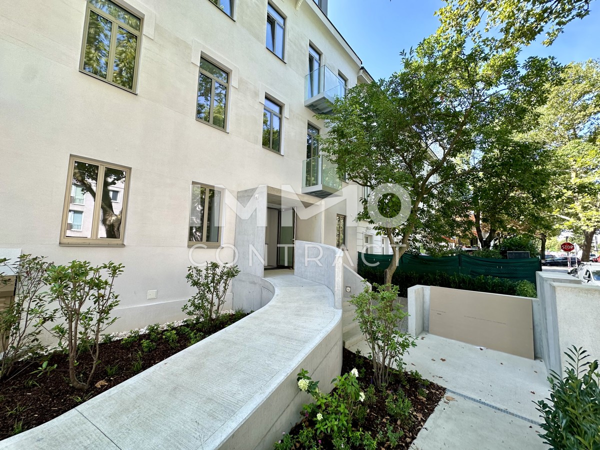 Luxus-Dachwohnung: 35m Dachterrasse, 360 Blick, 3 Bder, Atrium & Privatlift /  / 1130 Wien / Bild 6