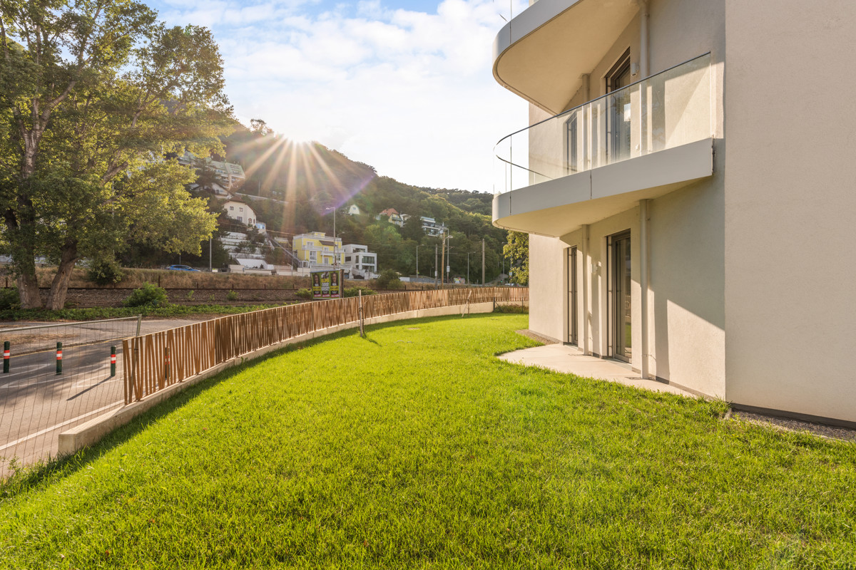 272m Eigengarten! Luxus Wohnen direkt am Wasser - Privater Badesteg inklusive! /  / 1190 Wien, Dbling / Wien 19., Dbl / Bild 4