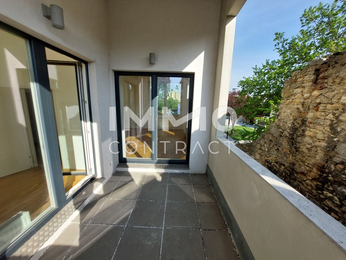 DACHGESCHOSS Mietwohnung ca. 94m2 grozgige Loggia im Herzen von Wr. Neustadt /  / 2700 Wiener Neustadt / Bild 2