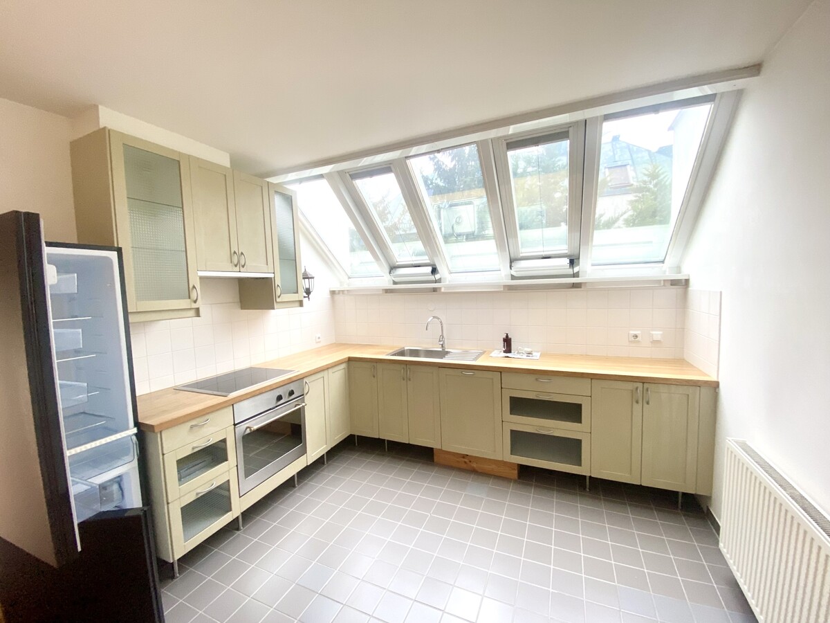 ROSENHGEL - 2 Zimmer + BALKON in Ruhelage  I 1 Bedroom  Apartment + Balcony  NEUER PREIS