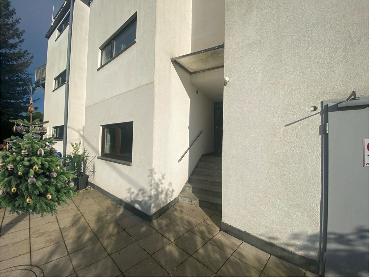 ROSENHGEL - 2 Zimmer + BALKON in Ruhelage  I 1 Bedroom  Apartment + Balcony  NEUER PREIS /  / 1130 Wien, Hietzing / Bild 4