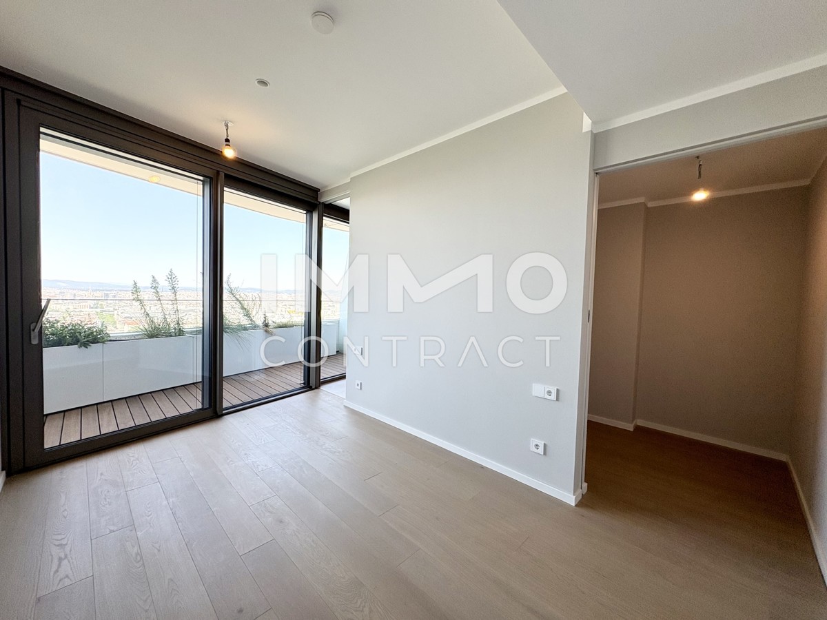 Stephansdom, Neue Donau, die ganze City im Blick: Top-ausgestatteter Erstbezug, Gym, Pool, Spa, uvm. /  / 1220 Wien / Bild 1