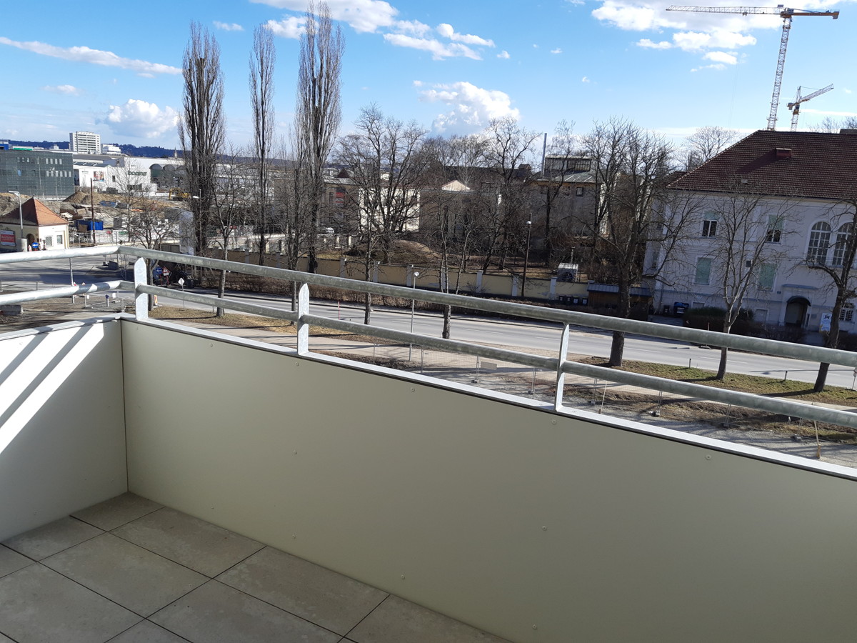 EXKLUSIVE  4-ZIMMERWOHNUNG MIT GROSSER SDWEST TERRASSE IM NEUEN REININGHAUSAREAL /  / 8020 Graz / Bild 6