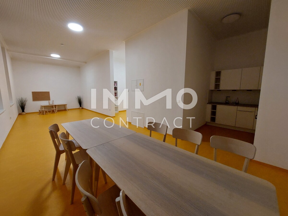 Helle 2-Zimmer-Wohnung mit Balkon & Loggia im Grünen ? 22. Bezirk, Adelheid-Popp-Gasse /  / 1220 Wien / Bild 2
