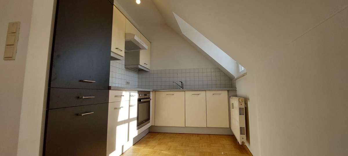 Citywohnung - 2 Zimmer Wohnung im Dachgeschoss / / 4020 Linz / Bild 1
