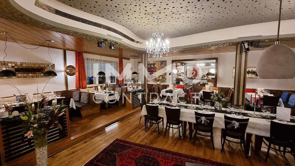 FAMILIENRESIDENZ FR GROSSFAMILIEN AUD DEM IN-U. AUSLAND MIT GASTROBETRIEB DIREKT AM HAUPTPLATZ /  / 8800 Unzmarkt-Frauenburg / Bild 6