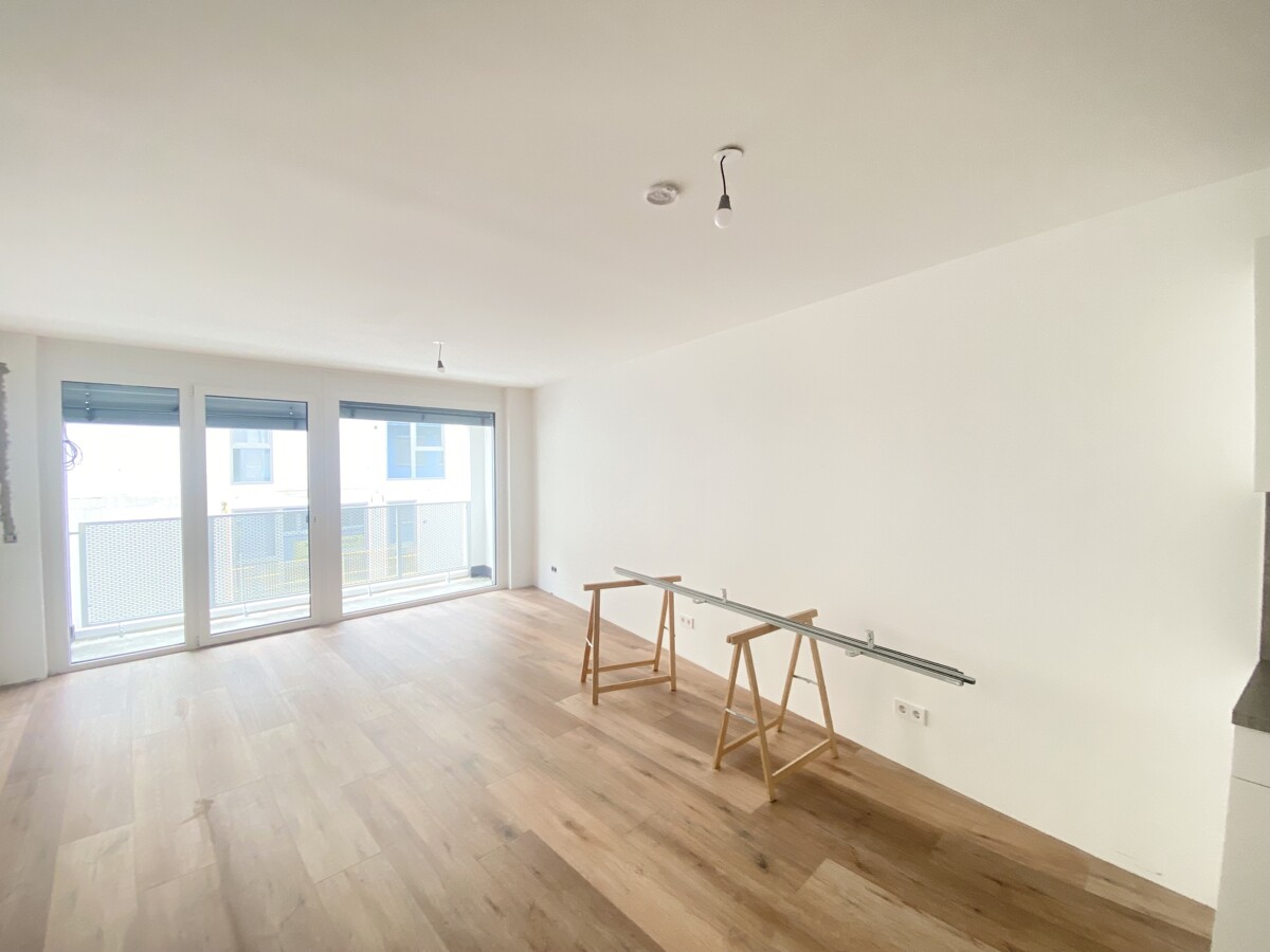 U3 ! Inklusive Küche 2 Zimmer Wohnung+Loggia =DAS LAURENZ= Erstbezug - 1 Bedroom+ Loggia / / 1110 Wien / Bild 3