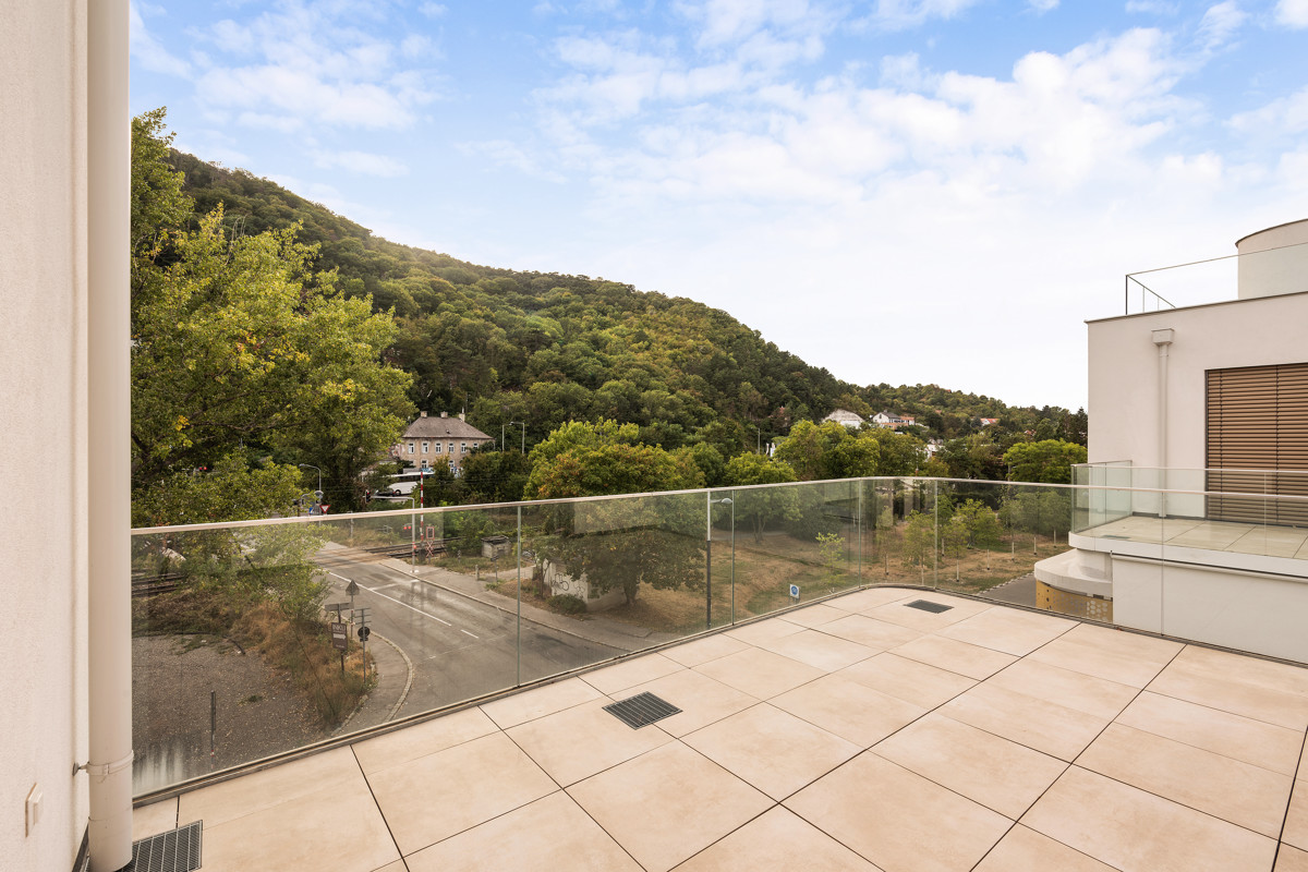 Penthouse direkt am Wasser - 230m2 Terrasse! TOP HIT von der Sonne geksst inkl. Wellness /  / 1190 Wien, Dbling / Wien 19., Dbl / Bild 1