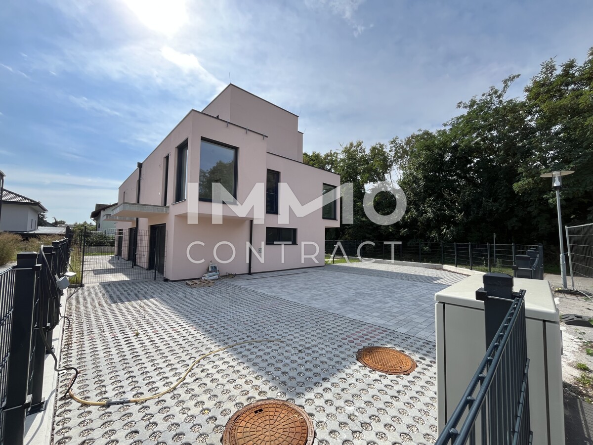 Ein Haus  mit Blick zur Burg Kreuzenstein /  / 2100 Korneuburg / Bild 1