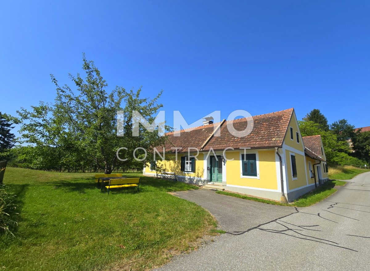 TRAUMLAGE auf einer Anhhe! - KLASSISCHER Vierkanthof - nahe Frstenfeld/Bad Loipersdorf - sehr gut erhalten! /  / 8282 Bad Loipersdorf / Bild 1