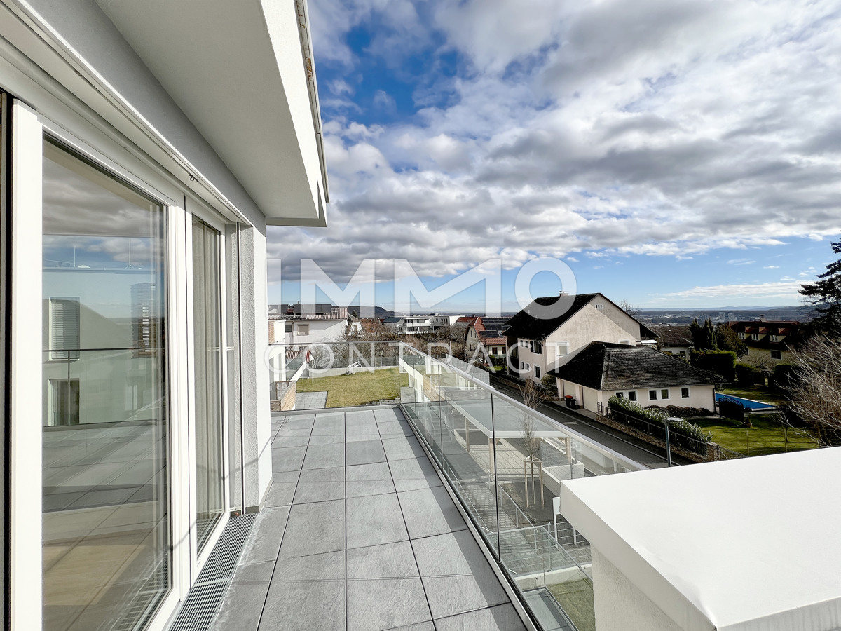 KREMSER WOHNDOMIZIL
3Zi- 100qm -Penthouse -Eigentum, Lift, Tiefgarage, in beliebter Grünruhelage