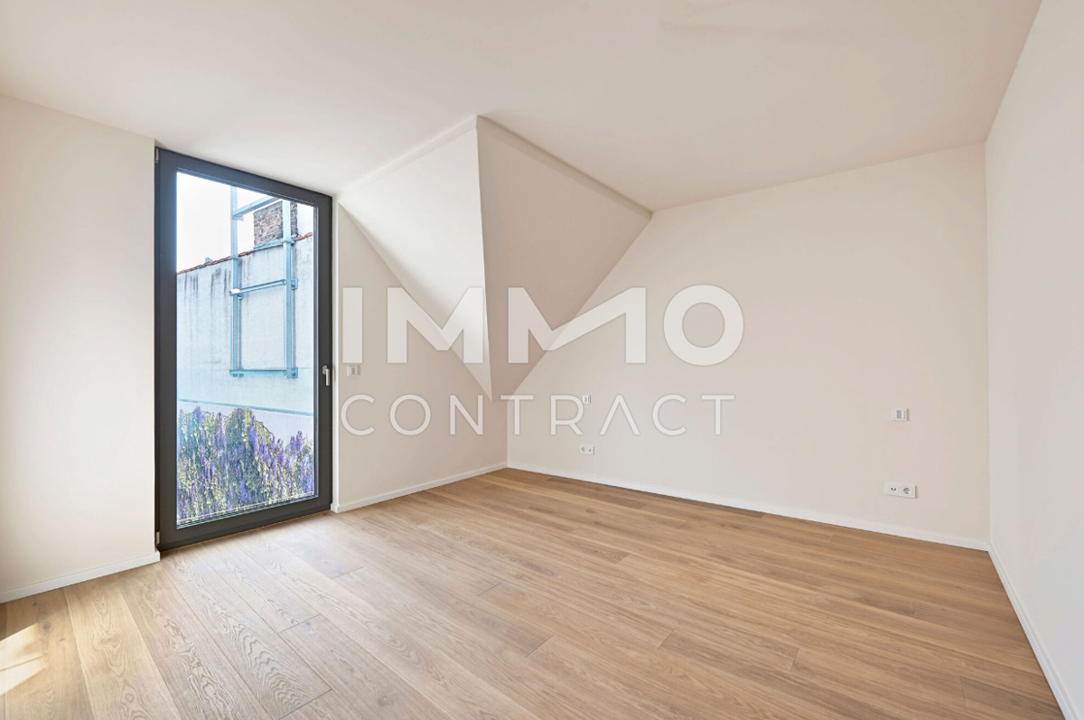 NEW! Modernes Dachgeschoss mit groer Loggia und Weitblick. ERSTBEZUG! /  / 1050 Wien / Bild 2
