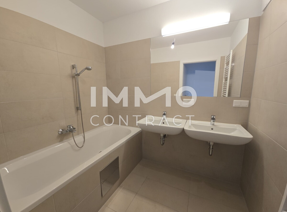 Neuwertige, gefrderte 4 Zimmer-Wohnung mit groer TERRASSE in Eggenberg -  Eckertstrae 56 - Top 12 /  / 8020 Graz / Bild 1