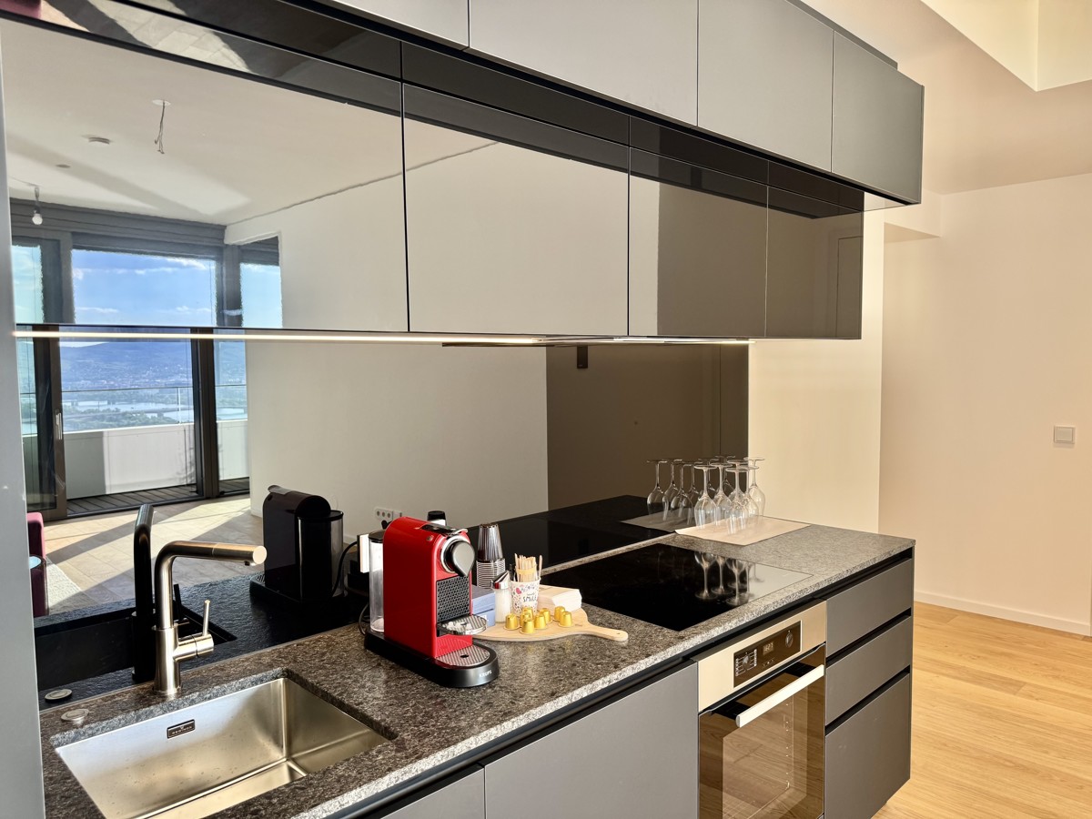 DANUBEFLATS. NEU - 30. Stock! Einmalig - Groe 2 Zimmer Wohnung. Wie im Urlaub - Elevate your Lifestyle /  / 1220 Wien / Bild 8