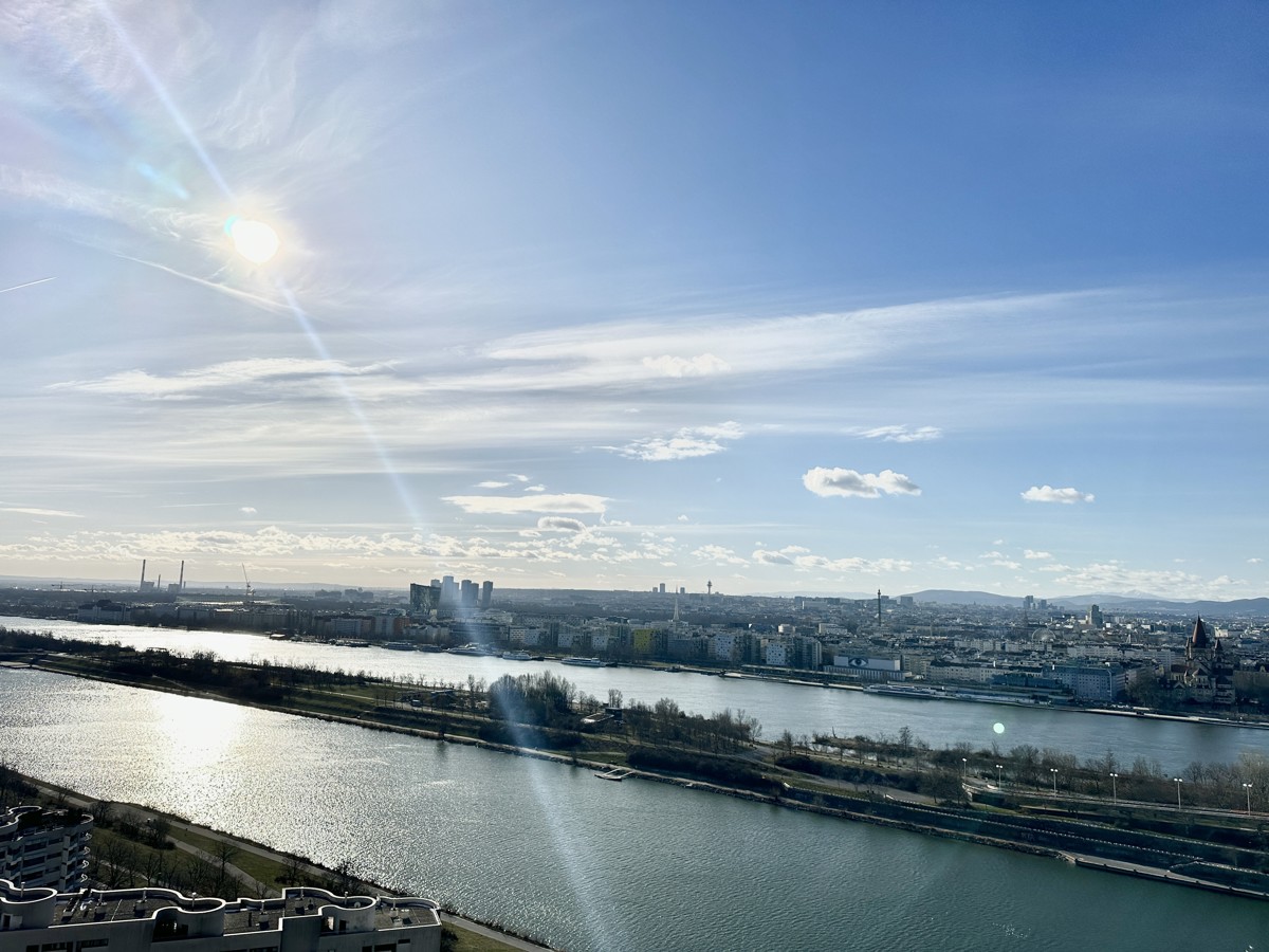 Provisionsfrei! Anleger aufgepasst! DANUBEFLATS Luxurise Wohnung mit einmaligem Blick auf die Innenstadt und die Donau! /  / 1220 Wien / Bild 9